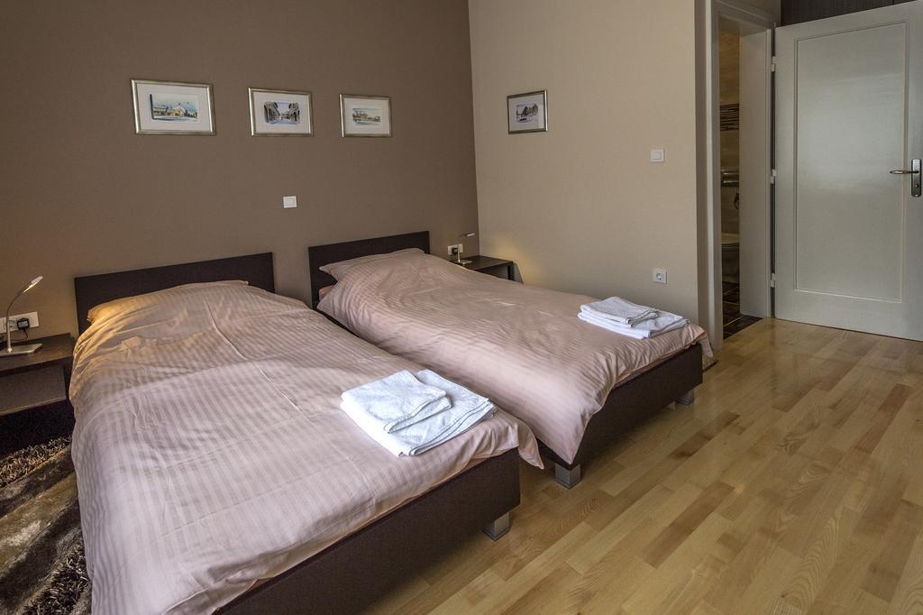 Apartman Cesaric Osijek Ngoại thất bức ảnh